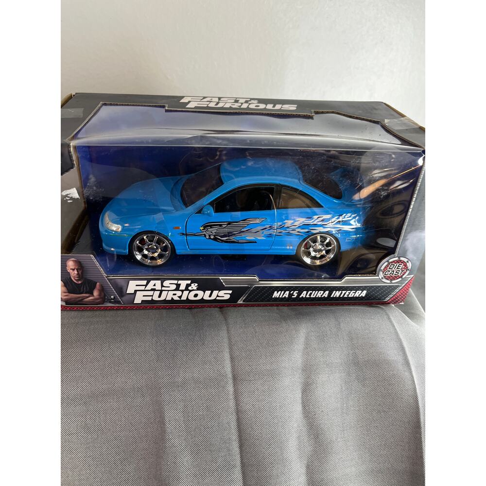 HW33 2022 FAST & FURIOUS 1994 MIA'S ACURA INTEGRA  MSRP $30
